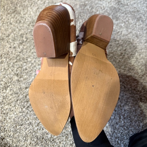 ARiderGirl Evon Women’s Knee-High pointed Toe Pull Up Metal Buckle Boot - Picture 6 of 8